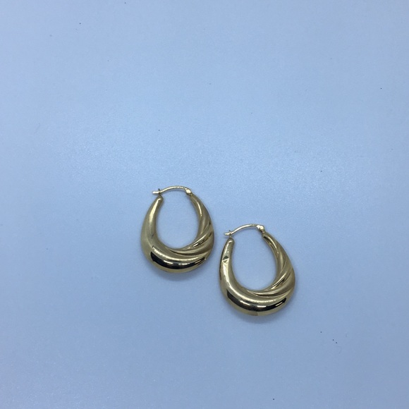 Vintage 14k yellow gold hoop earrings - Picture 3 of 4